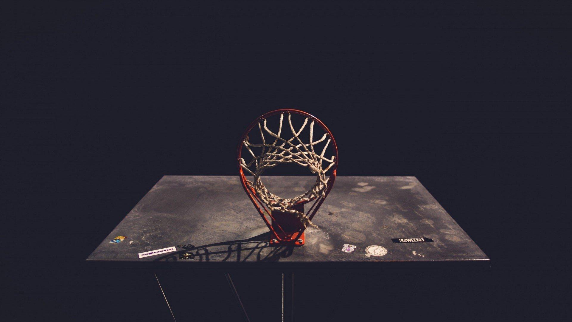 尼克-杨盛赞杨瀚森，开拓者当年选他绝非疯狂，而是天才的远见